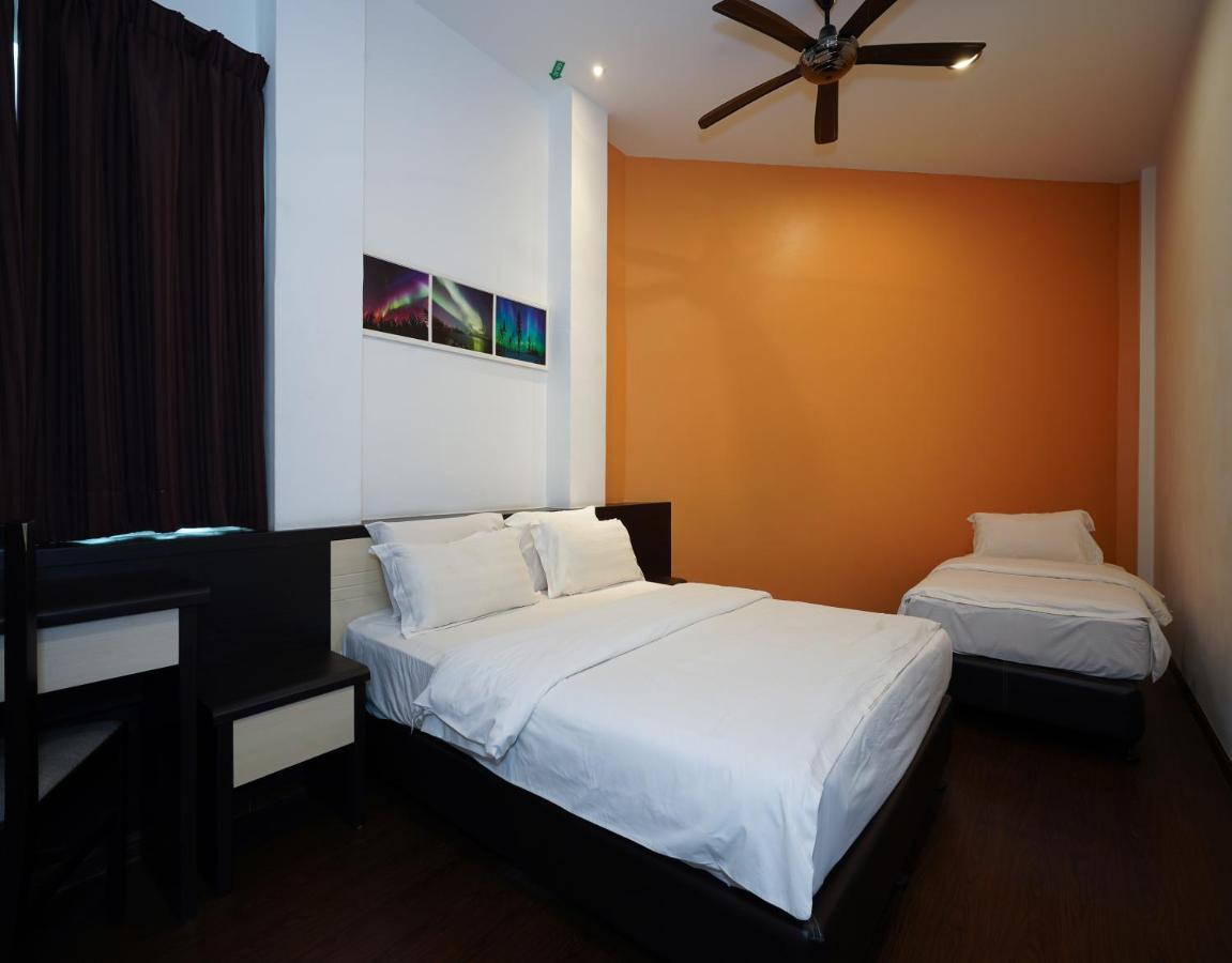 Aurora Boutique Hotel Bahau Экстерьер фото